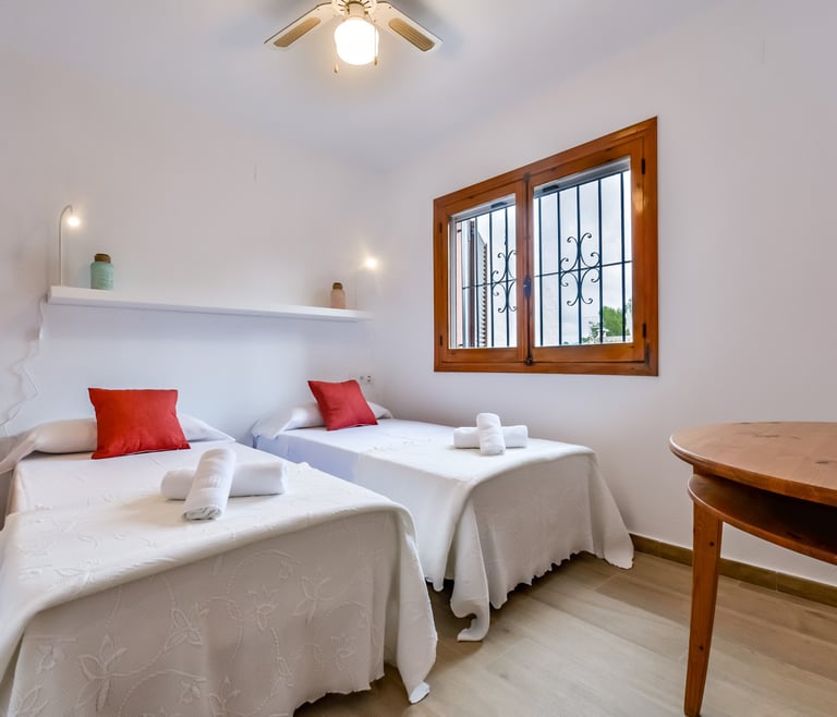 THOMAS, Bungalow para 6 personas con piscina,wifi gratis en Benissa - Habitaciones