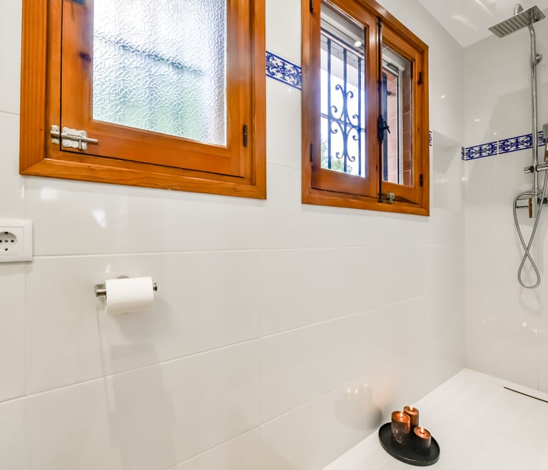 THOMAS, Bungalow para 6 personas con piscina,wifi gratis en Benissa - Baño