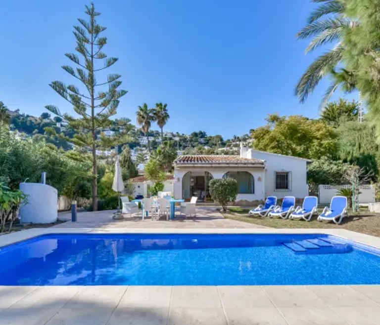 Alquiler de villa en Moraira BENIALI para 6 pax con  piscina privada. en Moraira