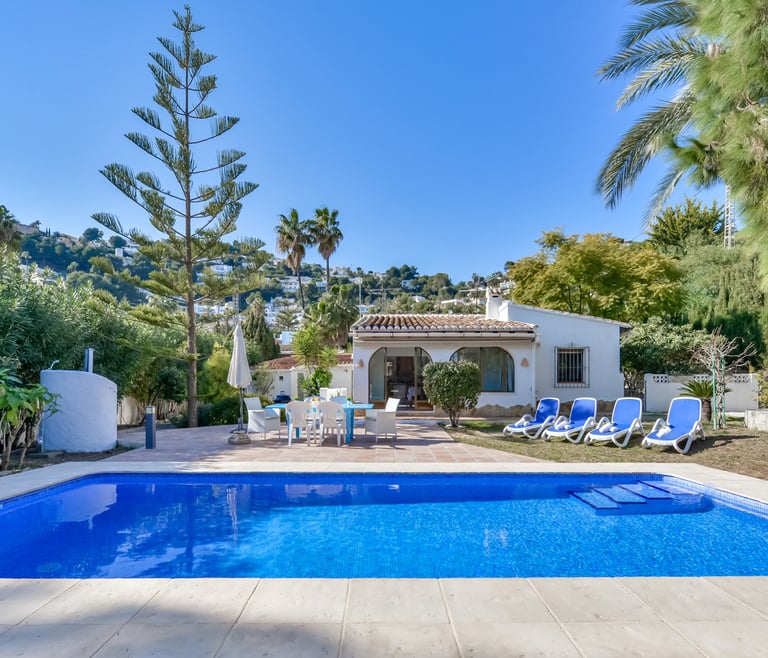 Alquiler de villa en Moraira BENIALI para 6 pax con  piscina privada. en Moraira