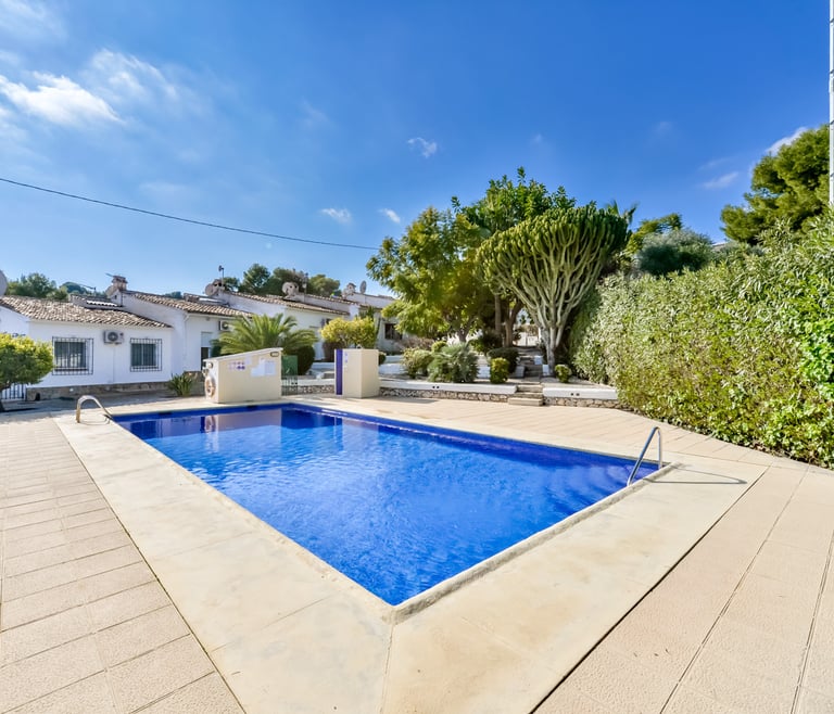 Alquiler de bungalow en Moraira, MEU LAR en Moraira - Piscina