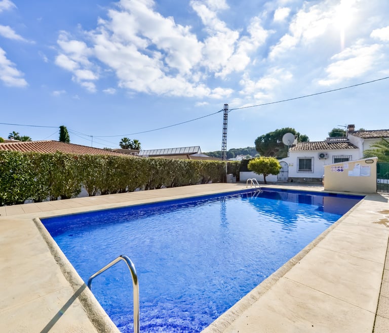 Alquiler de bungalow en Moraira, MEU LAR en Moraira - Piscina