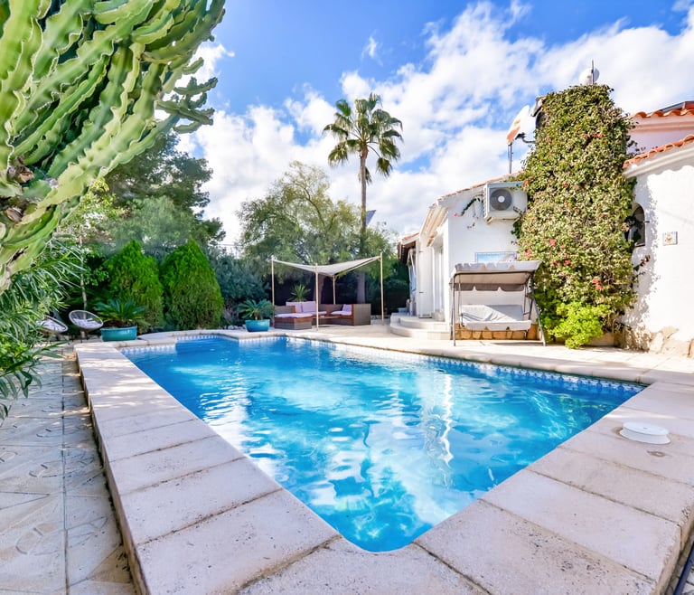 Villa te huur in Benissa CATHY  en Benissa - Zwembad
