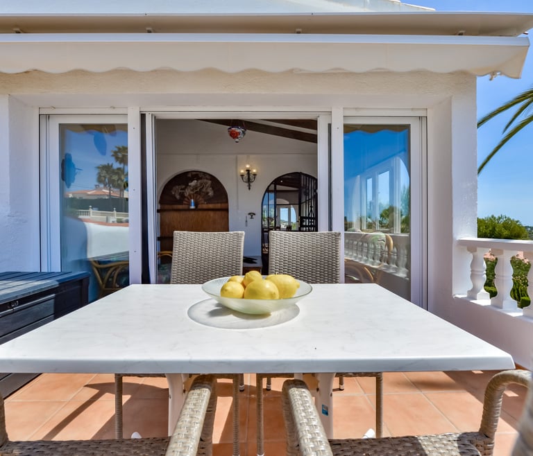 MARGARETA, Villa für 4 Personen in Calpe mit privatem Pool und kostenlosem WLAN in Calpe / Calp - Terrasse