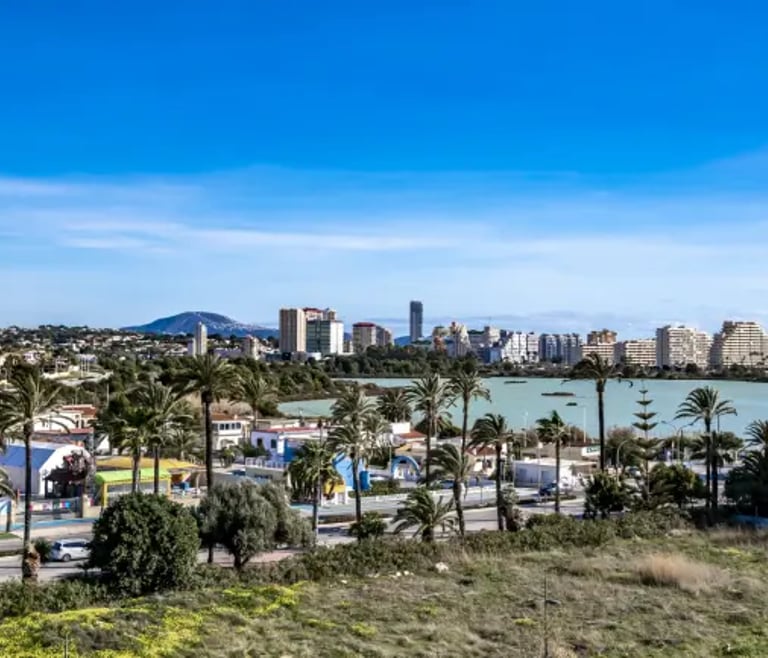 MOLINET, Appartement in Calpe voor 4 pax, naast het strand, gratis wifi. en Calpe