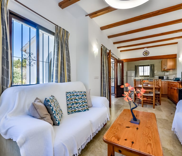 Villa te huur in Moraira GUADALETE en Moraira - Eetkamer