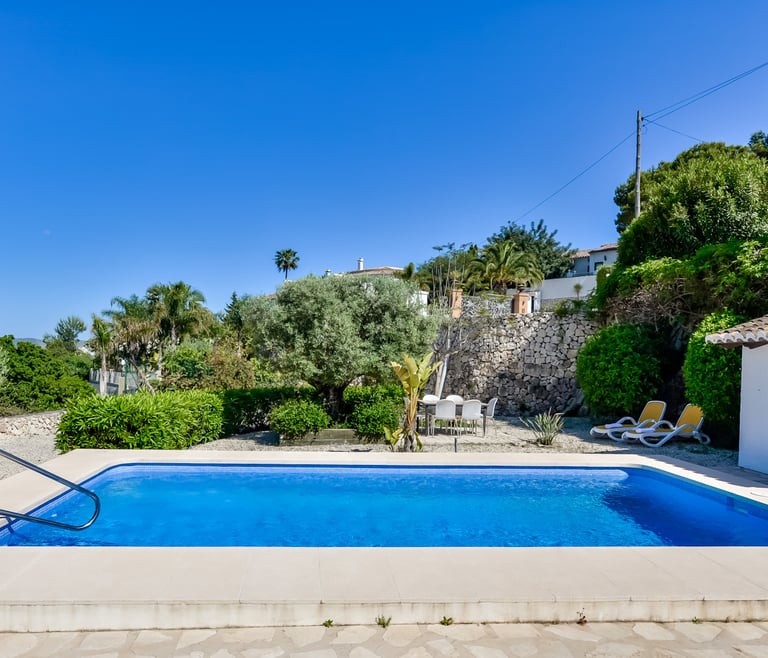 Villa te huur in Moraira GUADALETE en Moraira - Zwembad