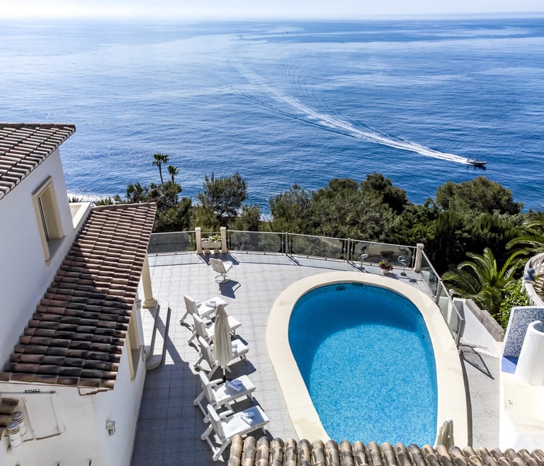 RAPHAEL, Preciosa villa para 6 pax con espectaculares vistas al mar en Benissa.wifi gratis en Benissa - Piscina