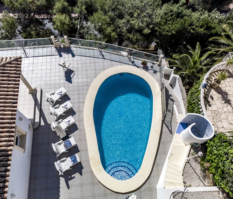 RAPHAEL, Preciosa villa para 6 pax con espectaculares vistas al mar en Benissa.wifi gratis en Benissa - Piscina