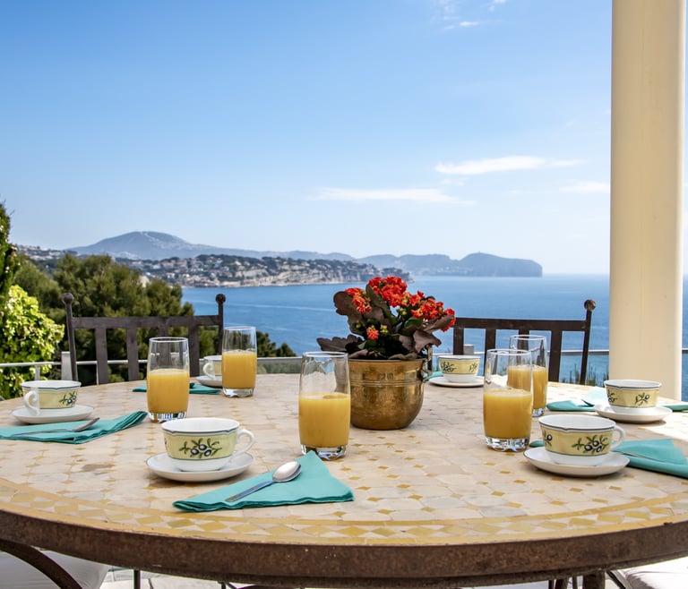 RAPHAEL, Preciosa villa para 6 pax con espectaculares vistas al mar en Benissa.wifi gratis en Benissa - Terraza