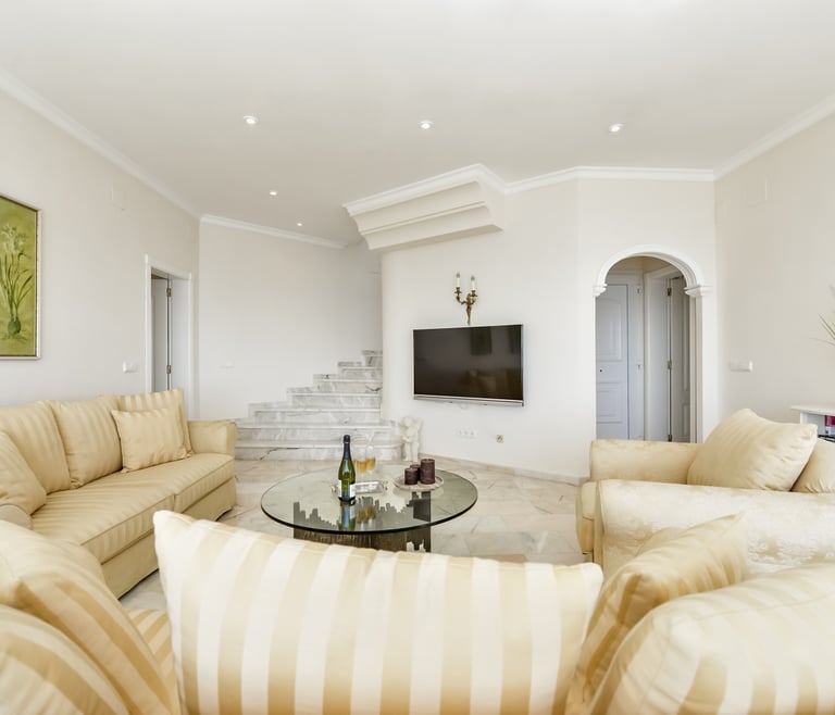 RAPHAEL, Preciosa villa para 6 pax con espectaculares vistas al mar en Benissa.wifi gratis en Benissa - Salón