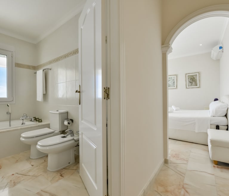 RAPHAEL, Preciosa villa para 6 pax con espectaculares vistas al mar en Benissa.wifi gratis en Benissa - Baño