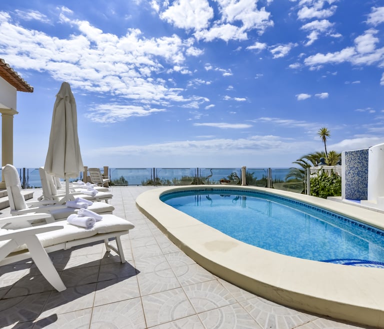 RAPHAEL, Preciosa villa para 6 pax con espectaculares vistas al mar en Benissa.wifi gratis en Benissa - Piscina