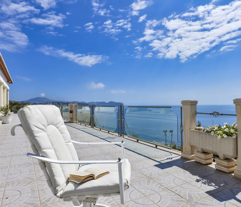 RAPHAEL, Preciosa villa para 6 pax con espectaculares vistas al mar en Benissa.wifi gratis en Benissa - Terraza