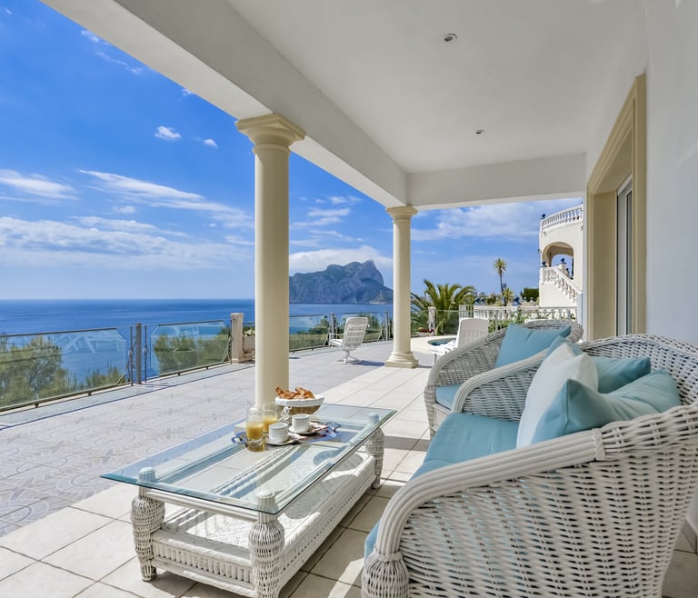 RAPHAEL, Preciosa villa para 6 pax con espectaculares vistas al mar en Benissa.wifi gratis en Benissa - Terraza