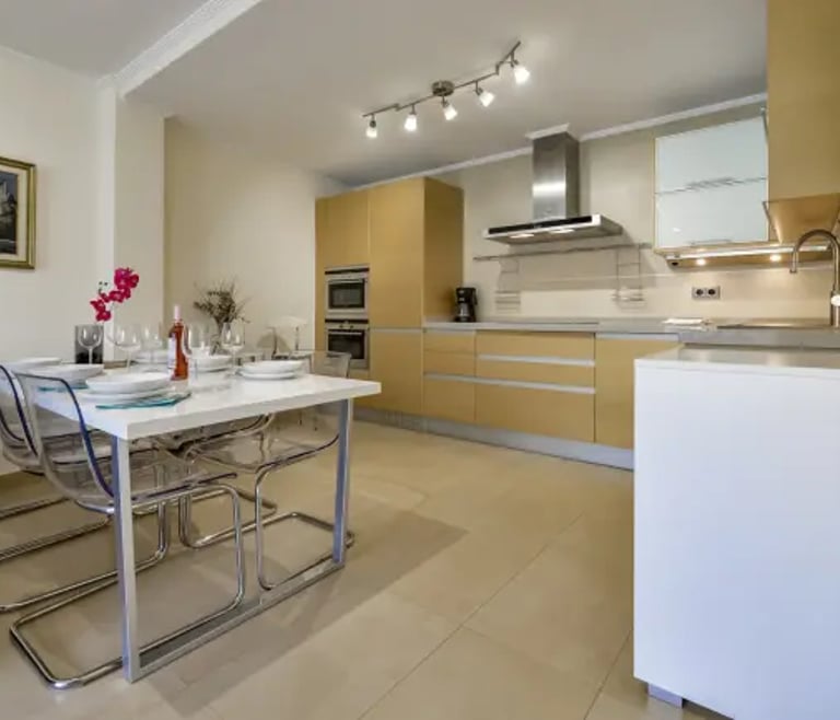 MARJALETA, Schönes Appartement im Zentrum von Moraira für 4 pax kostenloses Wifi. in Moraira