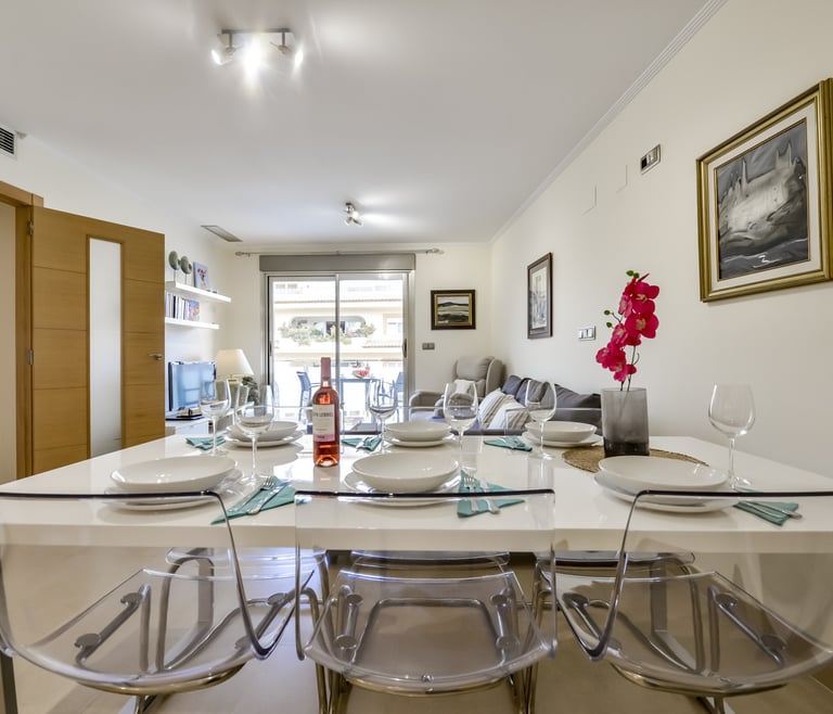MARJALETA, Bonito apartamento en el centro de Moraira para 4 pax wifi gratuita. en Moraira - Comedor