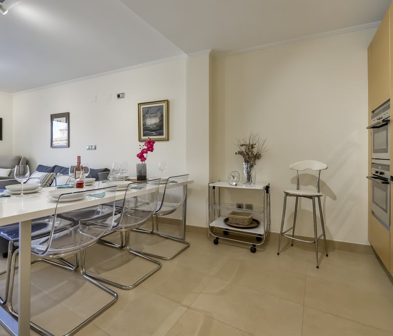 MARJALETA, Bonito apartamento en el centro de Moraira para 4 pax wifi gratuita. en Moraira - Comedor