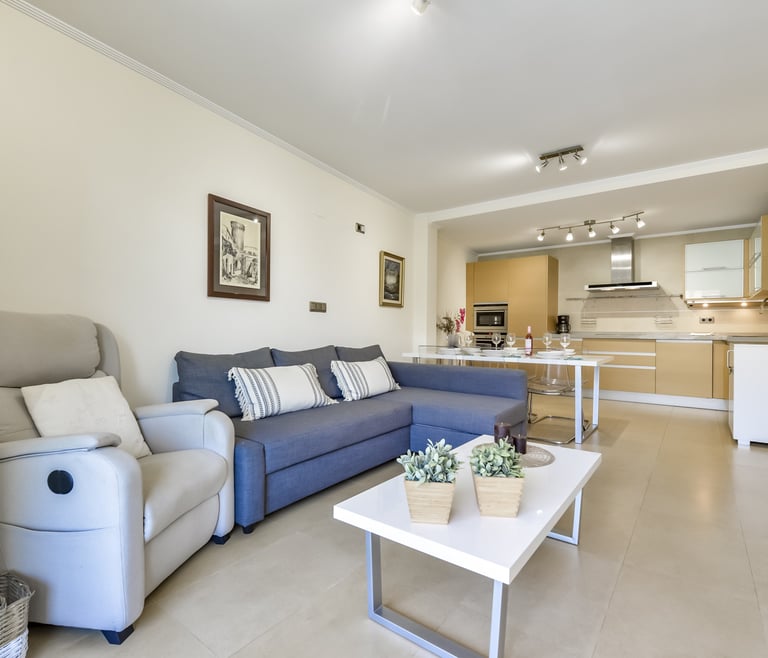 MARJALETA, Bonito apartamento en el centro de Moraira para 4 pax wifi gratuita. en Moraira - Comedor
