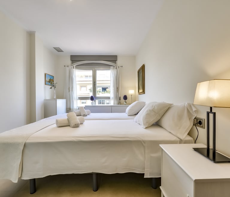 MARJALETA, Bonito apartamento en el centro de Moraira para 4 pax wifi gratuita. en Moraira - Habitaciones