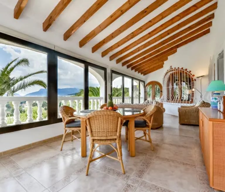 LAS ROSAS, alquiler de villa en Benissa para 8 pax con piscina privada en Benissa