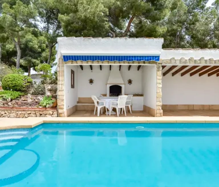 LAS ROSAS, alquiler de villa en Benissa para 8 pax con piscina privada en Benissa