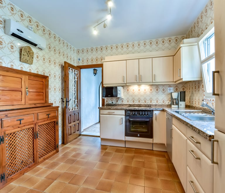 LAS ROSAS, villa à louer à Benissa pour 8 pax avec piscine privée  à Benissa - Cuisine