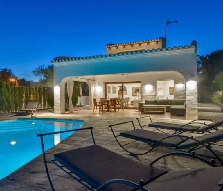 Villa à louer à Moraira, LA ROCALLA à Moraira
