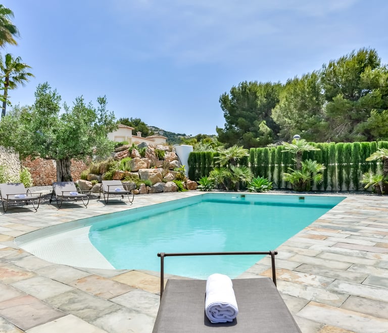 Alquiler de villa en Moraira, LA ROCALLA en Moraira - Piscina