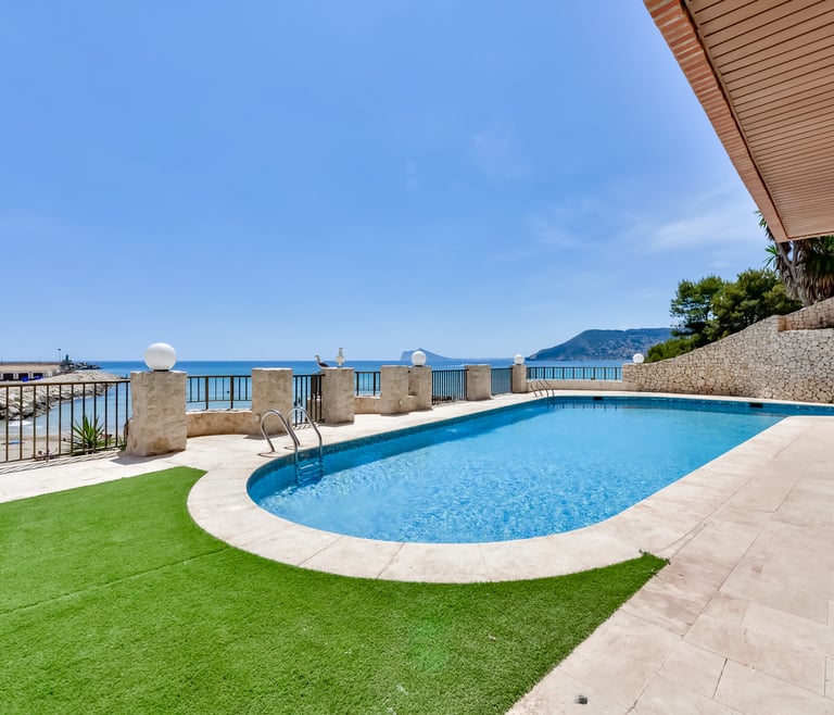 Alquiler de apartamento en primera linea de Calpe, CANTAL en Calpe - Piscina