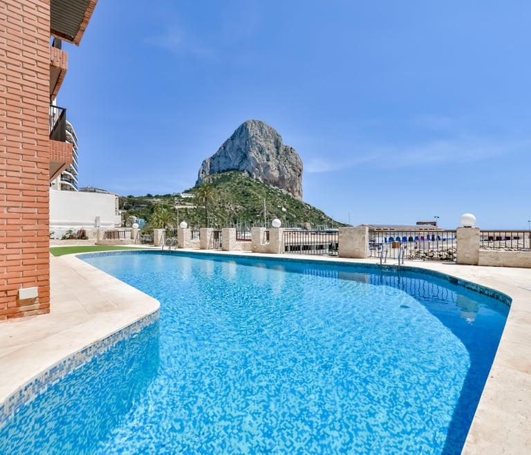 Alquiler de apartamento en primera linea de Calpe, CANTAL en Calpe - Piscina