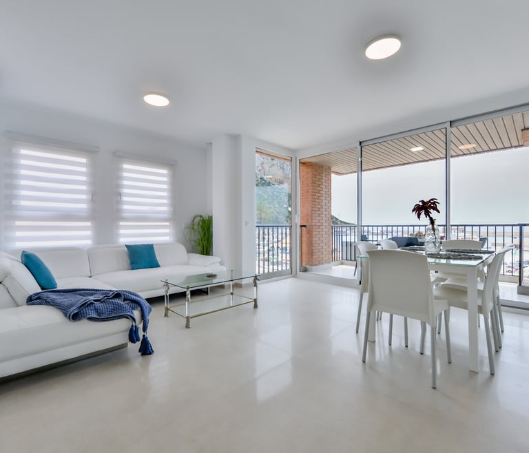 Alquiler de apartamento en primera linea de Calpe, CANTAL en Calpe - Salón