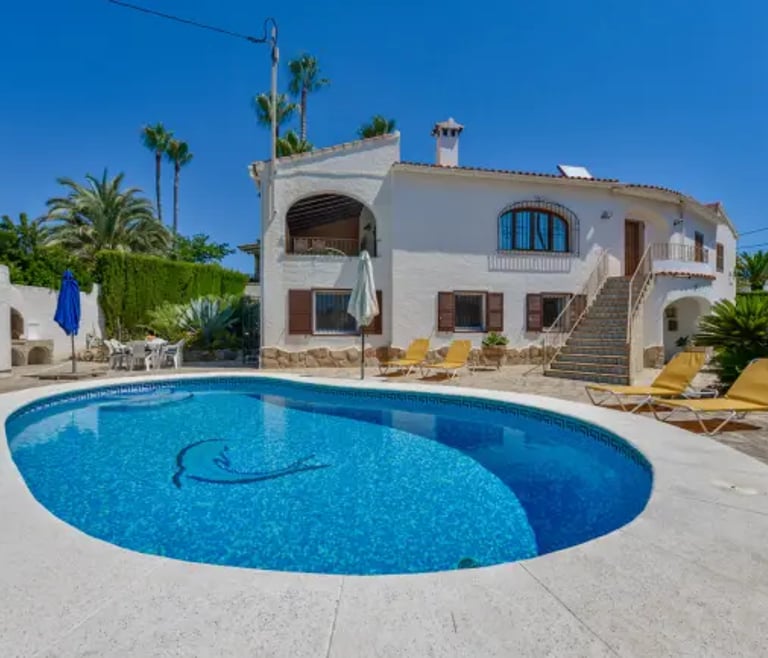 JUNAI, villa para 4 pax en Benissa con piscina privada y wifi gratis en Benissa