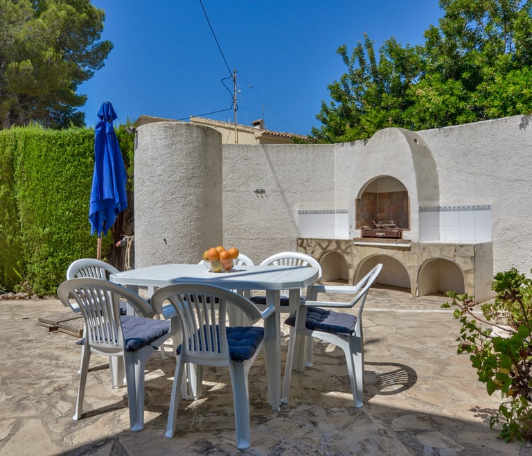 JUNAI, villa para 4 pax en Benissa con piscina privada y wifi gratis en Benissa - Terraza