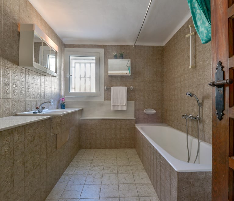 JUNAI, villa para 4 pax en Benissa con piscina privada y wifi gratis en Benissa - Baño