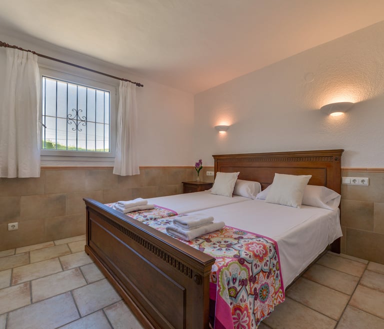 JUNAI, villa para 4 pax en Benissa con piscina privada y wifi gratis en Benissa - Habitaciones