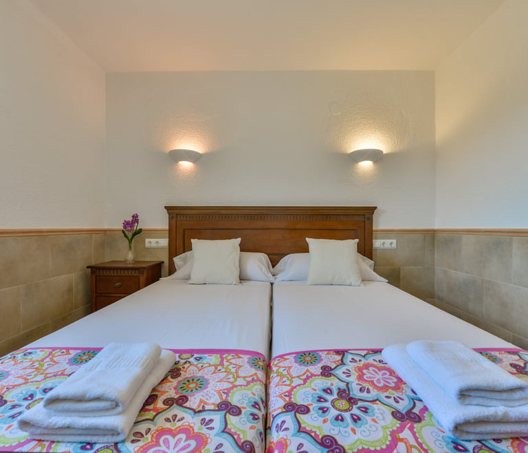 JUNAI, villa para 4 pax en Benissa con piscina privada y wifi gratis en Benissa - Habitaciones