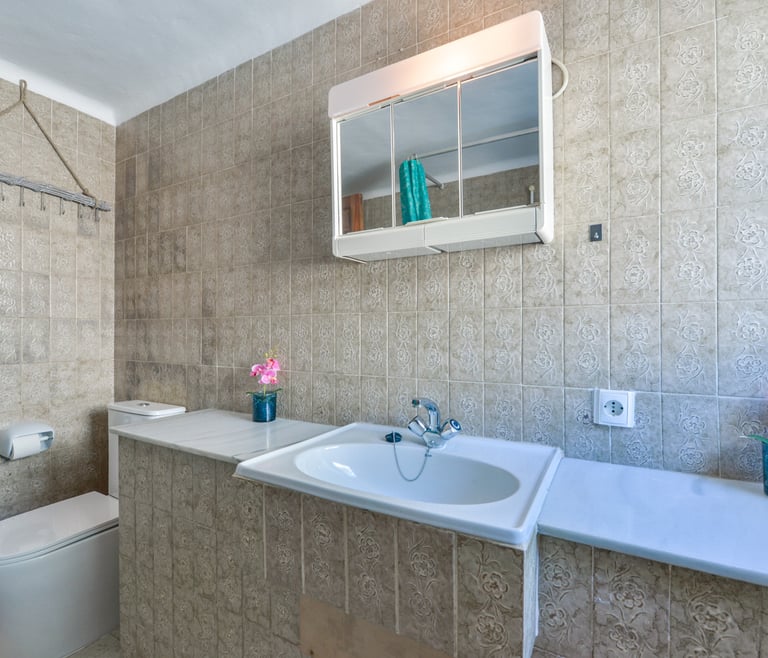 JUNAI, villa para 4 pax en Benissa con piscina privada y wifi gratis en Benissa - Baño
