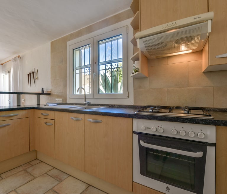 JUNAI, villa para 4 pax en Benissa con piscina privada y wifi gratis en Benissa - Cocina