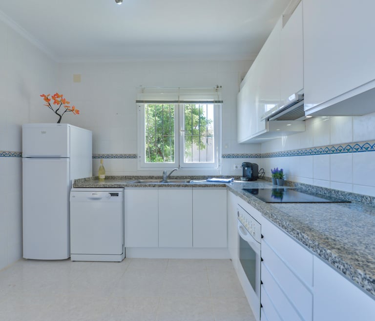 LOXI, preciosa villa en Cumbre del Sol para 6 pax con piscina privada y vistas al mar. en Benitachell - Cocina