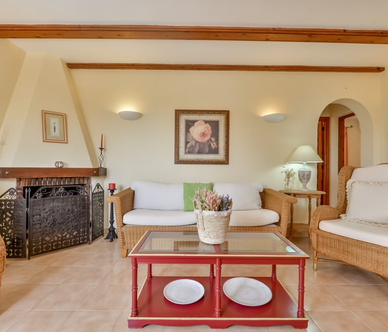 Alquiler de villa en Benissa MIRASOL, para 4 pax con piscina privada,  en Benissa - Salón