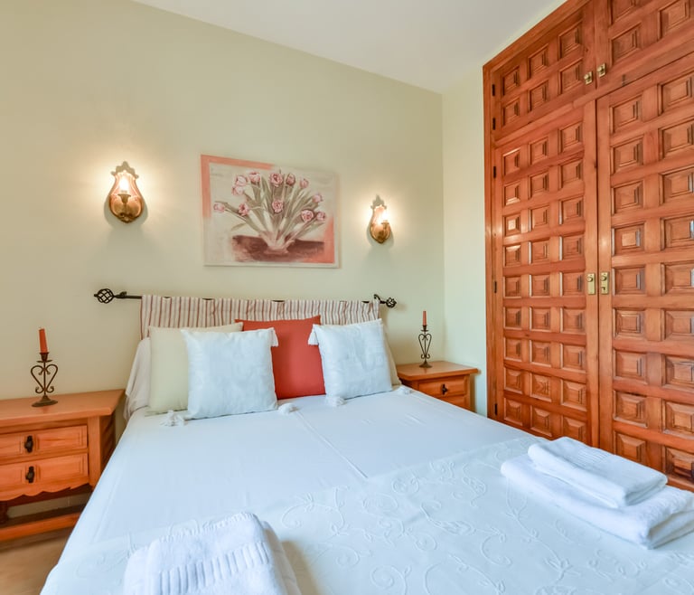 Alquiler de villa en Benissa MIRASOL, para 4 pax con piscina privada,  en Benissa - Habitaciones