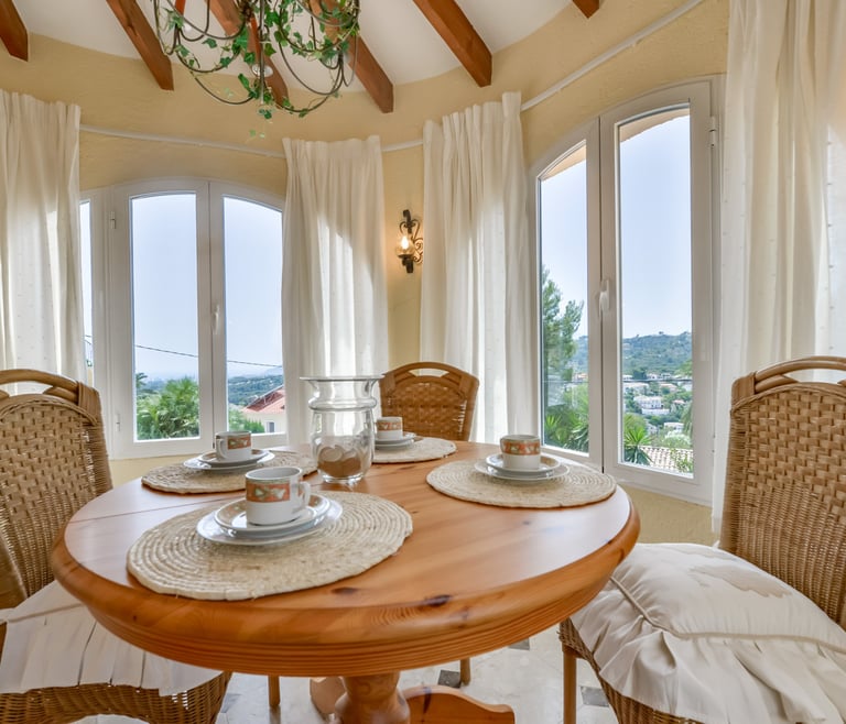 Alquiler de villa en Benissa MIRASOL, para 4 pax con piscina privada,  en Benissa - Salón