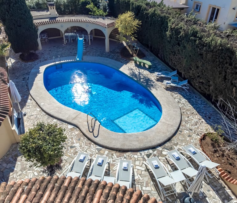 XENIA, villa à louer à Calpe pour 12 pax avec piscine privée  à Calpe / Calp - Piscine