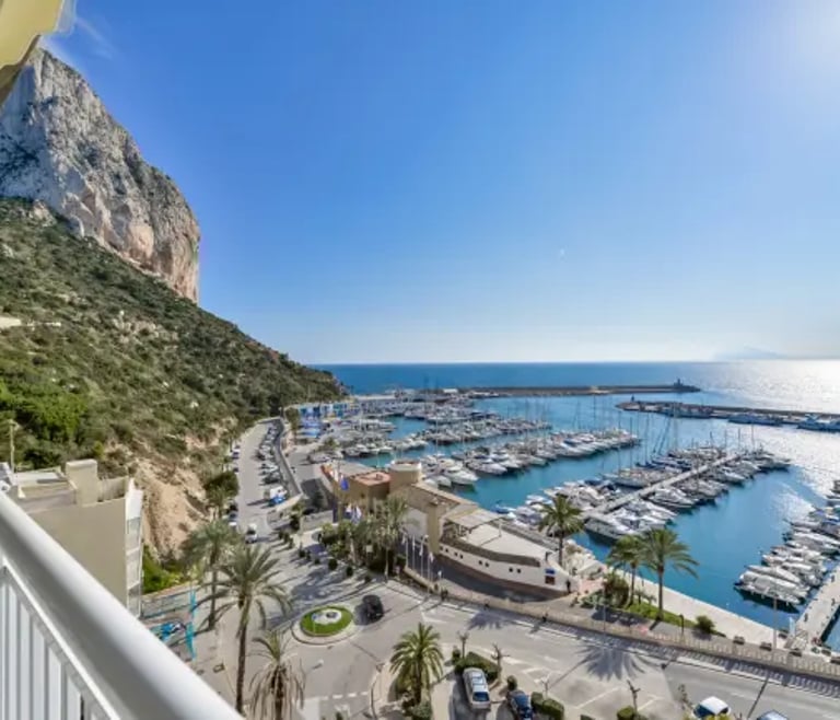 NAUTICO, Apartment for rent in Calpe for 4 pax with swimming pool and private parking in Calpe / Calp