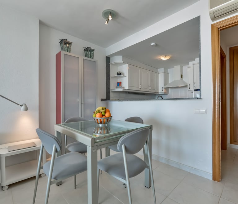 NAUTICO, Apartment for rent in Calpe for 4 pax with swimming pool and private parking in Calpe / Calp - Dinning room