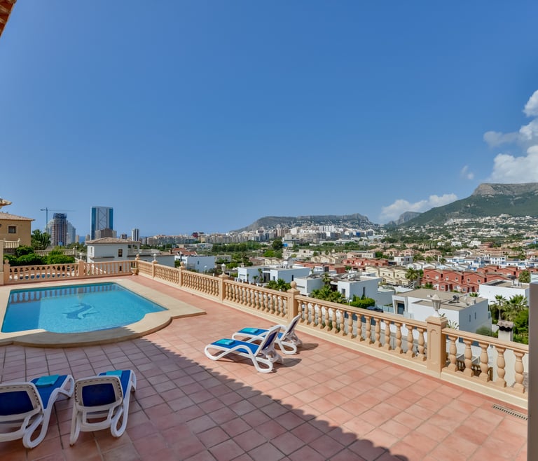 Alquiler de villa en Calpe BELLISSIMA 14 pax y piscina privada en Calpe - Piscina