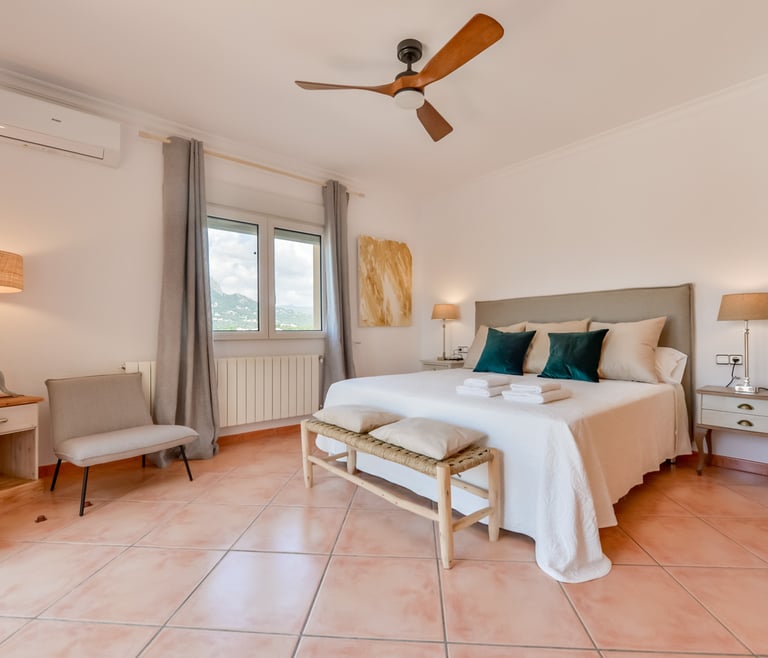 Alquiler de villa en Calpe BELLISSIMA 14 pax y piscina privada en Calpe - Habitaciones