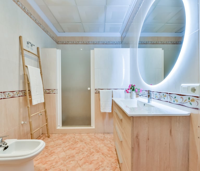 Alquiler de villa en Calpe BELLISSIMA 14 pax y piscina privada en Calpe - Baño