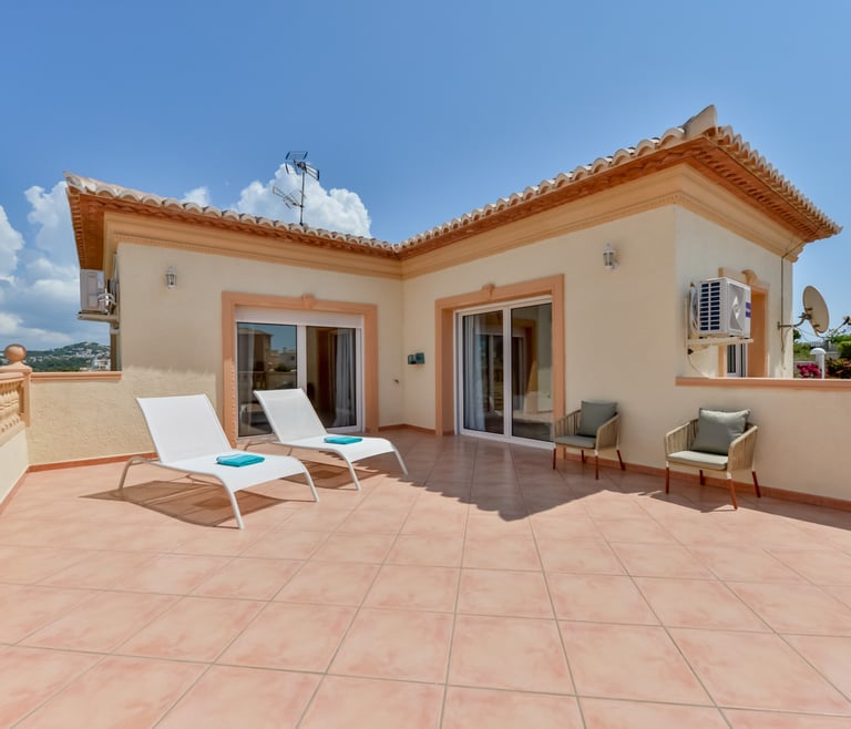 Alquiler de villa en Calpe BELLISSIMA 14 pax y piscina privada en Calpe - Terraza